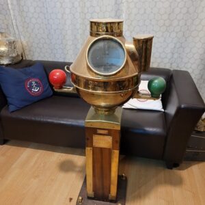 Kelvin Hughes Manyetik Pusula