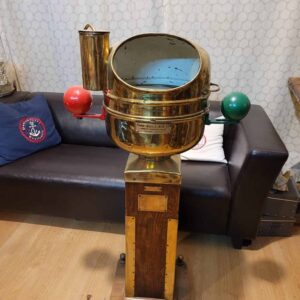 Kelvin Hughes Manyetik Pusula