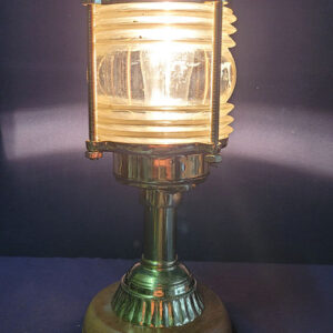 DİREK BAŞI FENERİNDEN MASA LAMBASI