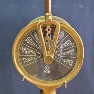 TDİ ÜLEV GEMİSİNE AİT MAKİNA TELGRAFI