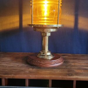 AMBER DİREKBAŞI LAMBASINDAN MASA LAMBASI