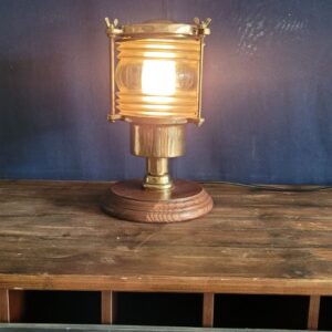 DİREKBAŞI LAMBASINDAN MASA LAMBASI