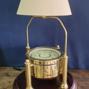 J. C. Krohn & Son A S Bergen Norveç Yapımı Manyetik Pusuladan Abajur