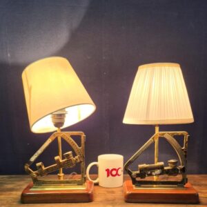 Gunner’s Quadrant Abajur