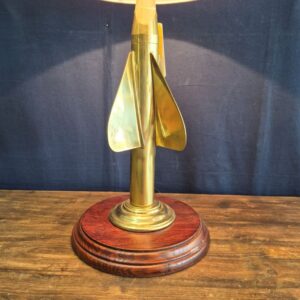 Mekanik Parakete Pervanesinden Abajur