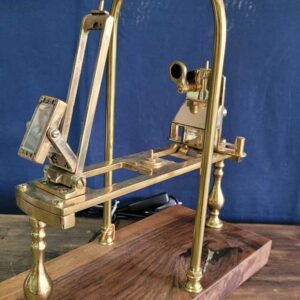 Pirinç Pusula Hedefesinden Abajur