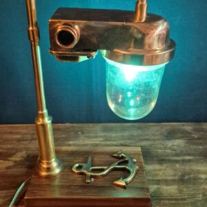 Koridor Aydınlatma Lambasından Masaüstü Mavi Işıklı Lamba